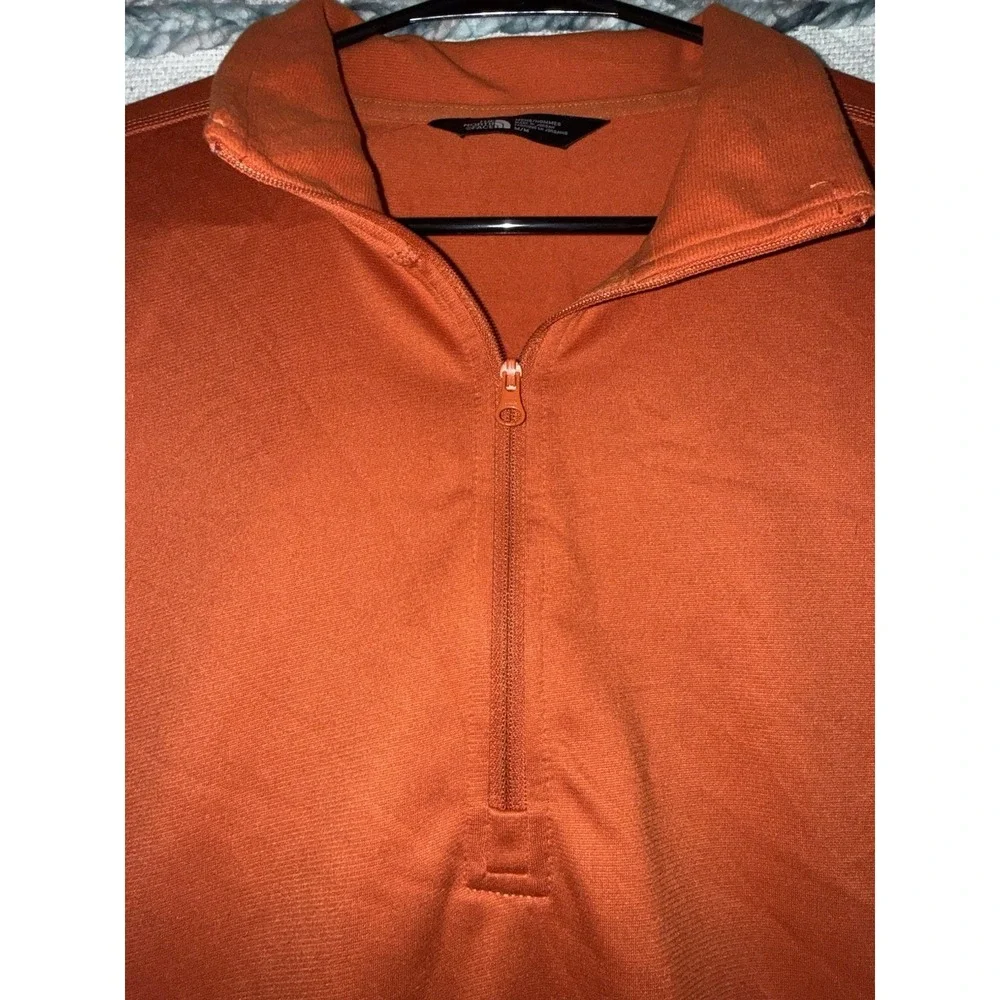 The‎ North Face Men's Orange 1/4 Zip Pullover Sweatshirt M -Long Sleeve Graphics